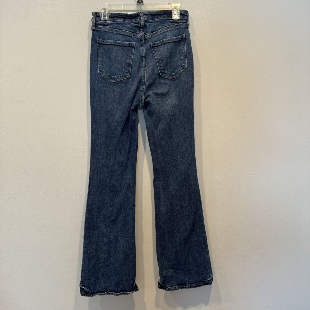 Old Navy High Rise Flare Jeans Medium Blue Wash Stretch 70s Retro Women sz 6 - Picture 8 of 9